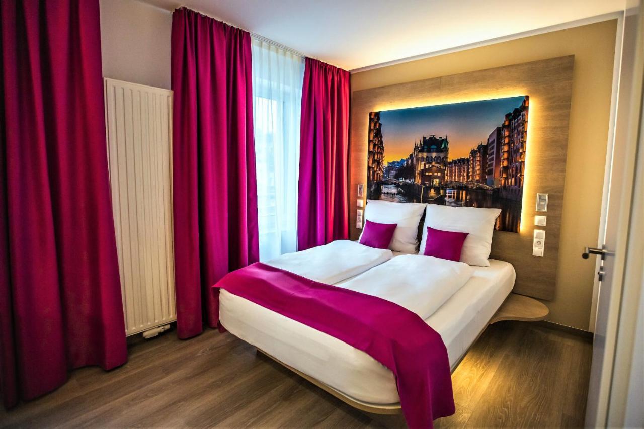 Hotel Luckys Inn 함브루크 외부 사진