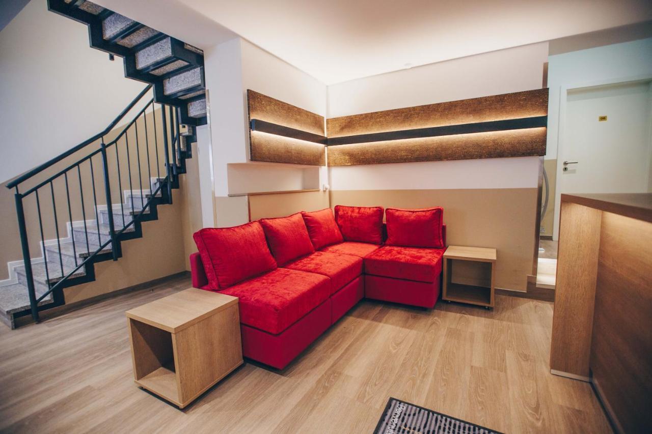 Hotel Luckys Inn 함브루크 외부 사진