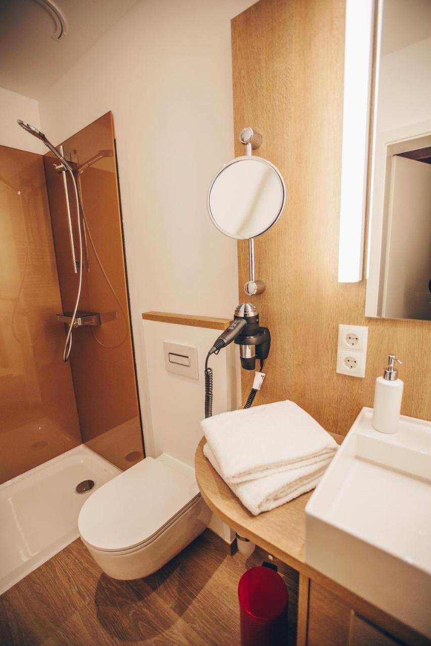 Hotel Luckys Inn 함브루크 외부 사진